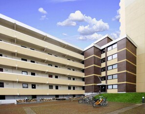 클래식 아파트, 침실 2개 | 외관