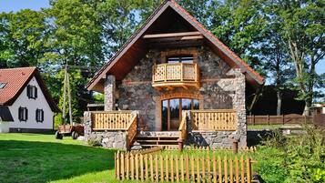 Classic House, 5 Bedrooms | Exterior