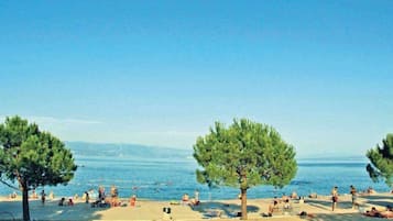 Apartment (Three Bedroom Apartment with Terrace) | Außenbereich