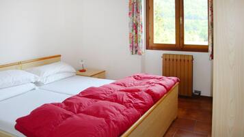 Căn hộ tiện nghi đơn giản, 2 phòng ngủ | 5 phòng ngủ, trang bị nội thất với thiết kế riêng biệt