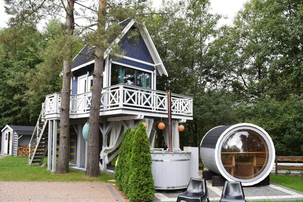 Exterior - Semi-detached House Directly on the Lake, Stare Czaple (gmina Stężyca)