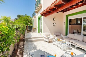 Classic Bungalow, 2 Bedrooms | Balcony