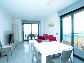 Living room - Inviting Apartment in Fuengirola With Shared Pool (Fuengirola)