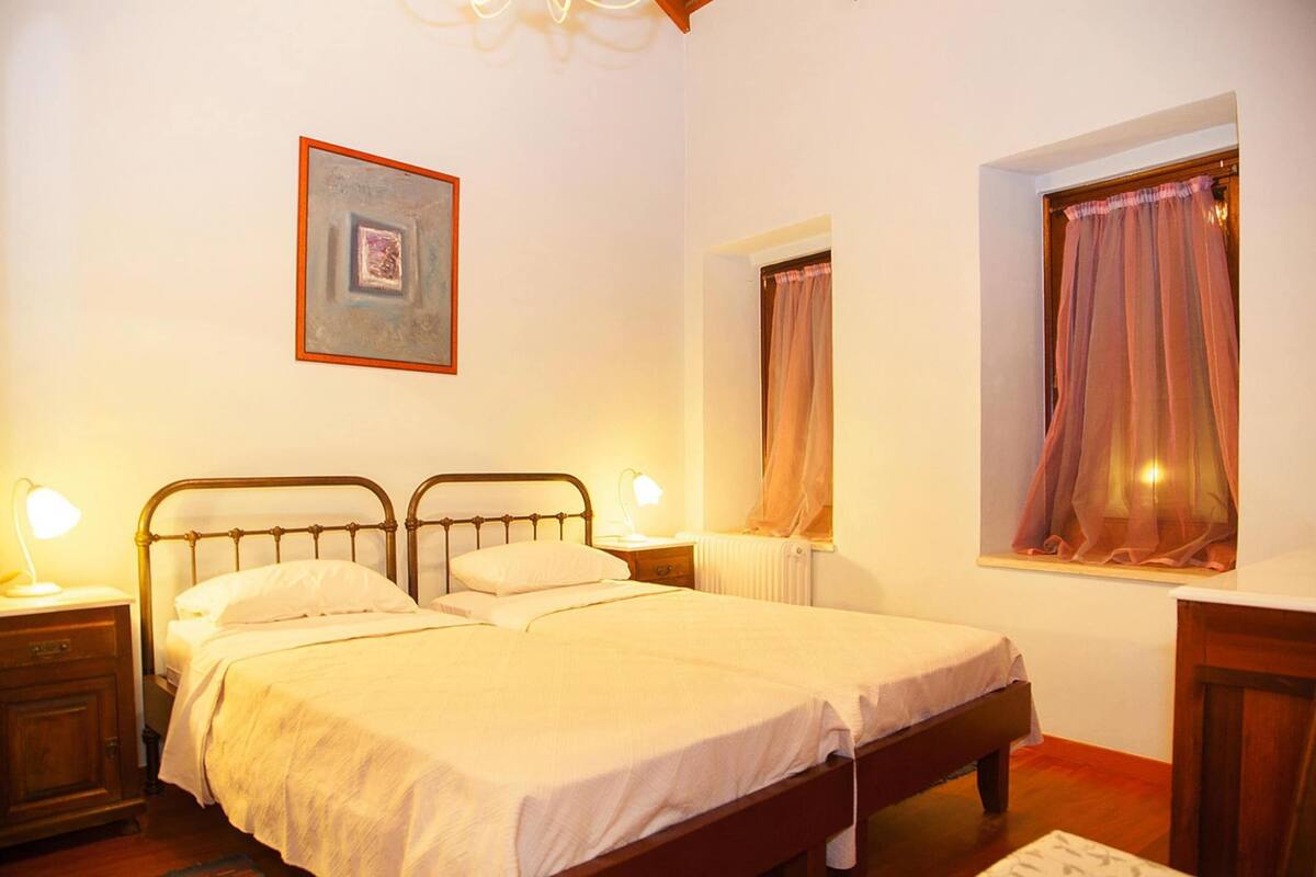 Comfort House, 2 Bedrooms | 4 bedrooms, individually furnished