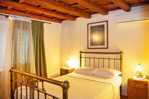 Classic House, 3 Bedrooms | 4 bedrooms, individually furnished