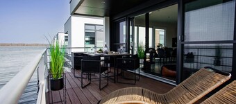 Houseboat in Ribnitz-damgarten