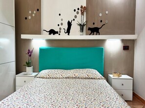 Classic Villa, 5 Bedrooms | 7 bedrooms, individually furnished, bed sheets - Lovely Villa in Castellammare del Golfo With Private Pool (Castellammare del Golfo)