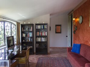 7 chambres, ameublement personnalisé, draps fournis