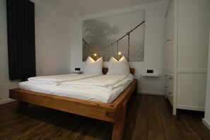 Classic House, 1 Bedroom | 2 bedrooms, individually furnished, bed sheets - Holiday Home, Luebben (Lübben (Spreewald))