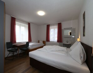 Classic House, Multiple Bedrooms