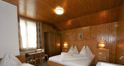 Holiday Home Bergheim, Fugen