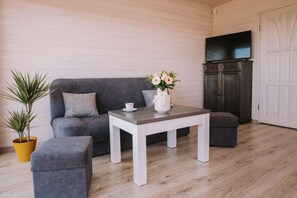 Casa conforto, 3 quartos | Sala de estar