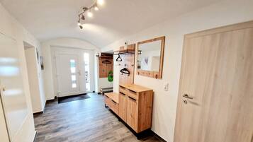 Classic Apartment, 2 Bedrooms | Interior