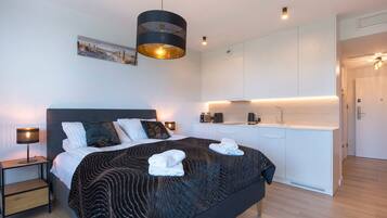 Classic Mobile Home, 1 Bedroom | 2 bedrooms, bed sheets