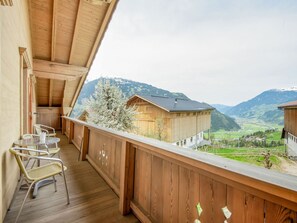 Appartement Confort, 4 chambres | Balcon