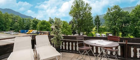 Comfort Apartment, 3 Bedrooms | Balcony