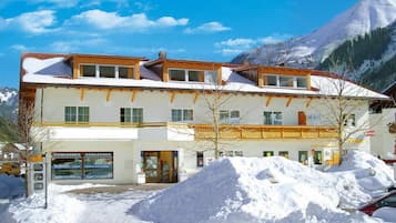 Elite Apartment, 2 Bedrooms | Exterior