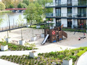 Apartamento clássico, 1 quarto | Área infantil