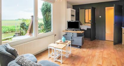 Vibrant Apartment in Baflo by Op de Roemte