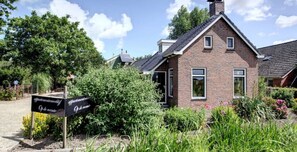 Classic Apartment, 1 Bedroom | Exterior