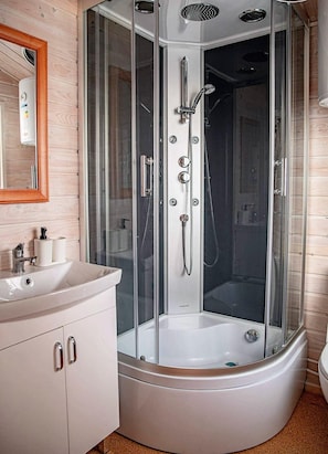 Deluxe-Haus, 1 Schlafzimmer | Badezimmer | Dusche