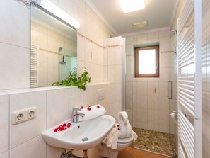 Stacaravan | Badkamer