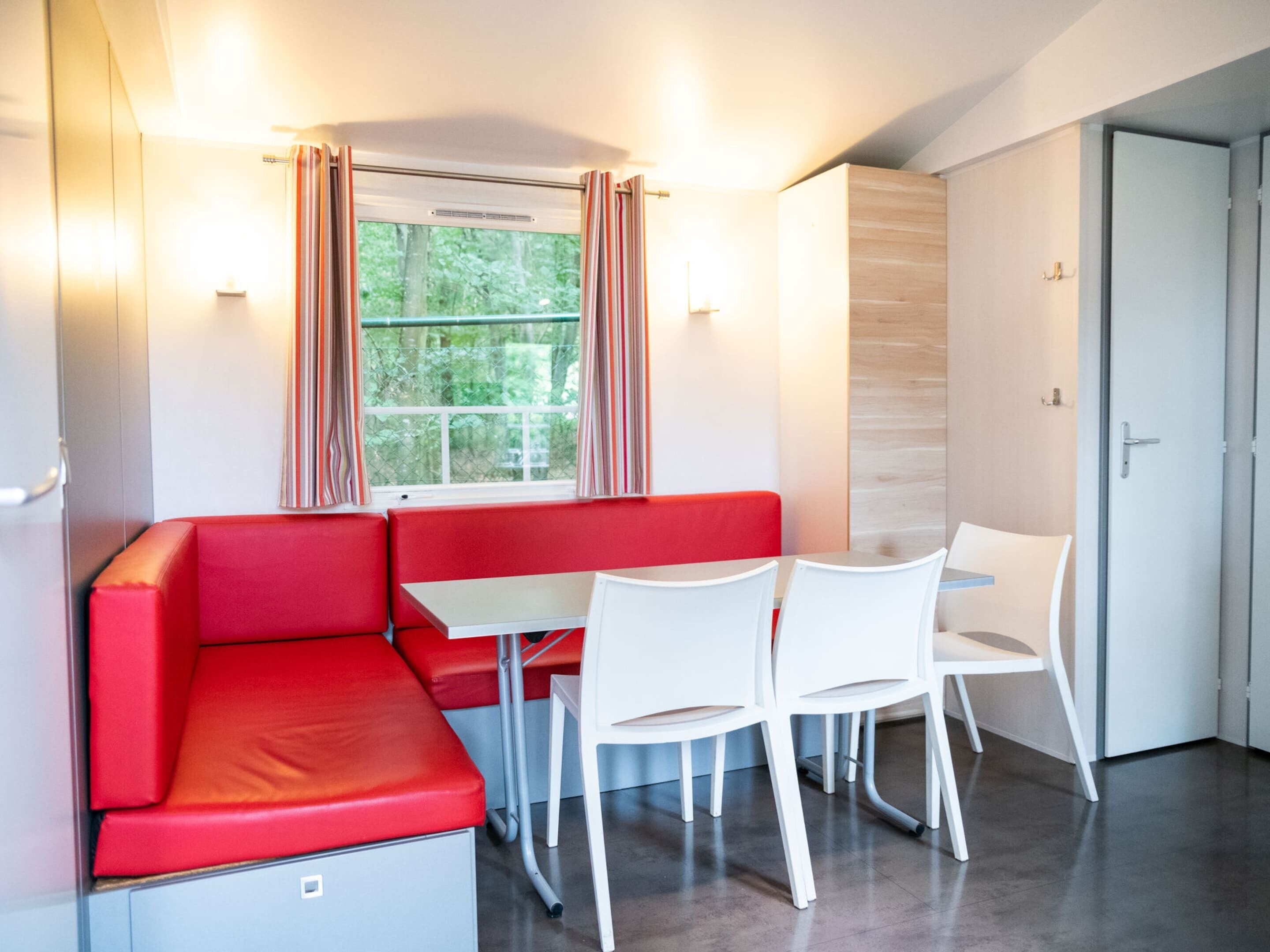 Classic Chalet, 3 Bedrooms | Ruang tamu