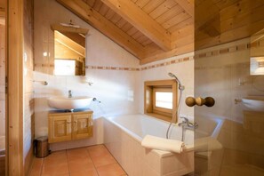 Hus – classic, 4 soverom | Bad | Dusj