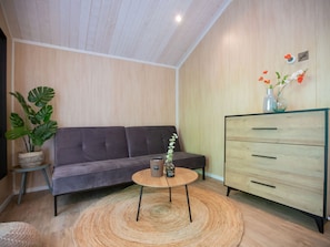 Deluxe Chalet, 1 Bedroom | Living room - Cozy Tiny House With a Nice Terrace Near Eindhoven (Oirschot)