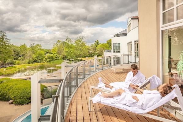 Classic Apartment, 3 Bedrooms | Spa treatment