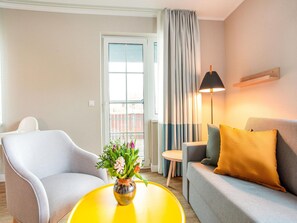 Comfort Apartment, 2 Bedrooms | Living room - Holiday Complex Beech Resort Fleesensee, Gohren-lebbin (Goehren-Lebbin)