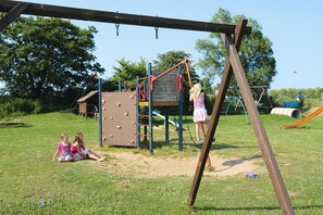 Garden - Holiday Complex Schuldt, Behrensdorf (Behrensdorf)