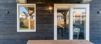 매력적인 테라스가 있는 아름다운 홀리데이 홈, 스케르페니스