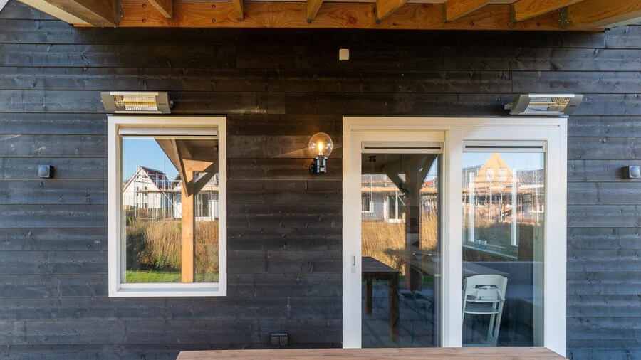 Beautiful Holiday Home in Scherpenisse With Charming Terrace