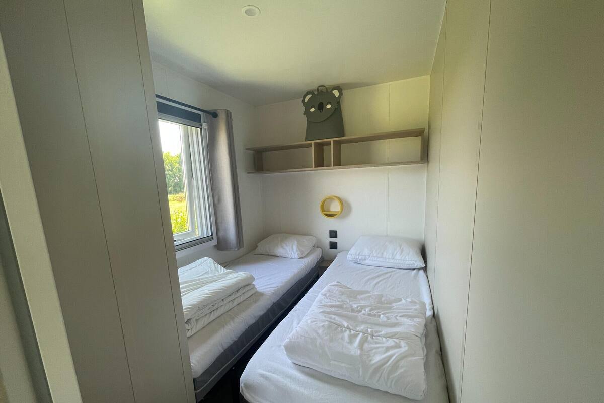 Classic House, 2 Bedrooms | 6 bedrooms, individually furnished, bed sheets