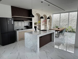 Private kitchen - Newly Built "villa Na Bali" (Seminyak)