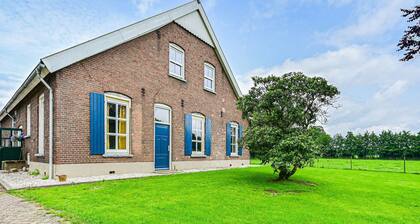 Farmhouse in De Heurne Near the Forest