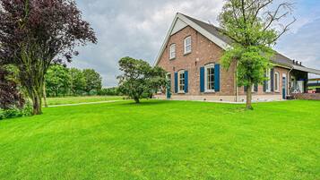 Classic House, 2 Bedrooms | Exterior