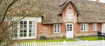 6 Person Holiday Home in Hojer