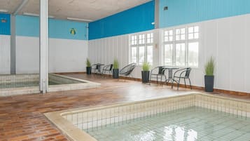 Comfort-Haus, 3 Schlafzimmer | Pool | Innenpool, beheizter Pool