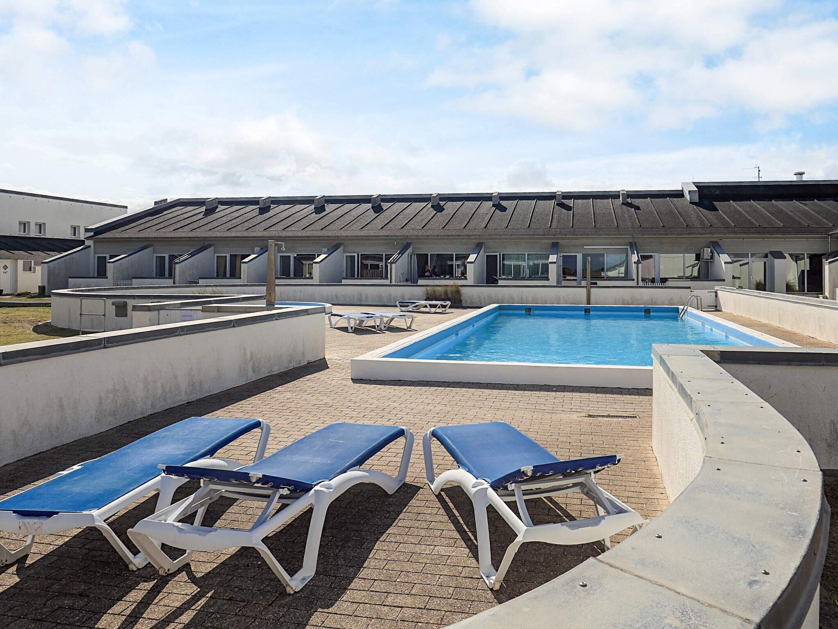 Elite-lejlighed - 3 soveværelser | Pool | Indendørs pool, udendørs pool