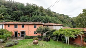Exterior - Belvilla by OYO Holiday Home in Molina di Quosa (San Giuliano Terme)
