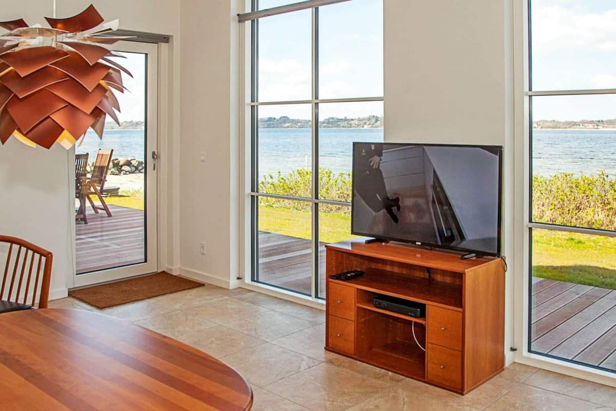 Classic House, 2 Bedrooms | Interior