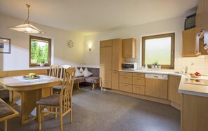 Deluxe Apartment, 4 Bedrooms | Private kitchen | Fridge, microwave, oven, stovetop - Pleasing Apartment in Kaltenbach Near Ski Area (Kaltenbach)