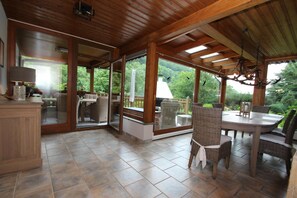 Deluxe Apartment, 3 Bedrooms | Dining - Apartment Haus am Berg, Lonau (Herzberg am Harz)