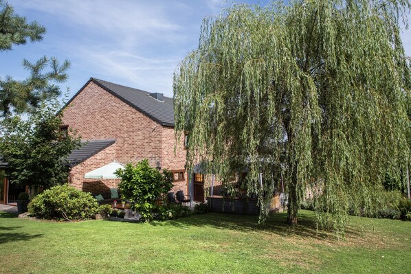 Exterior - Atmospheric Holiday Home in Durbuy With Sauna (Durbuy)