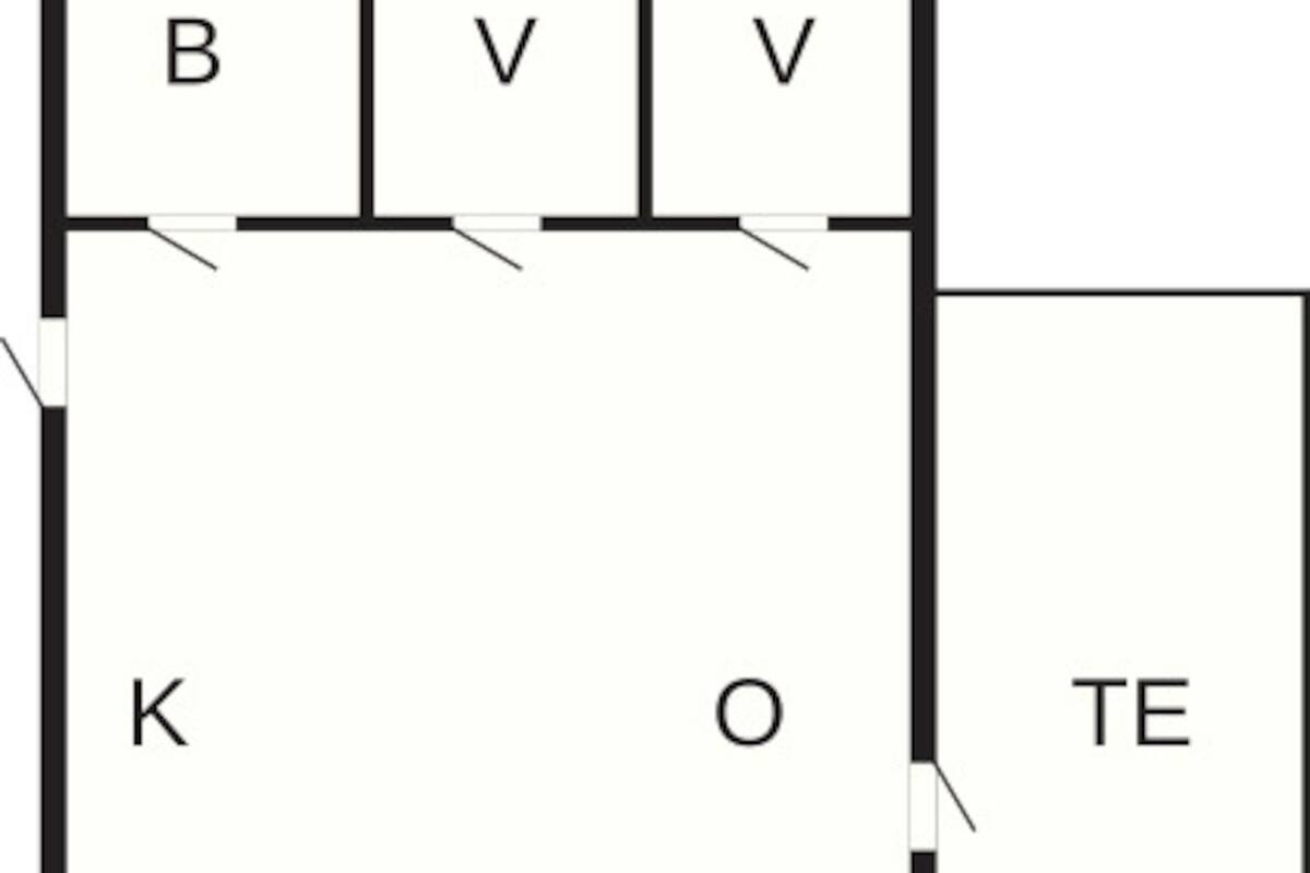A floor plan with labeled rooms B, V, V, K, O, and TE.