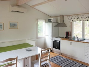 Comfort House, 3 Bedrooms | Interior - 4 Person Holiday Home in Smedstorp (Smedstorp)