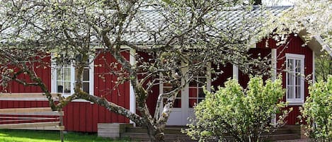 Classic House, 2 Bedrooms | Exterior
