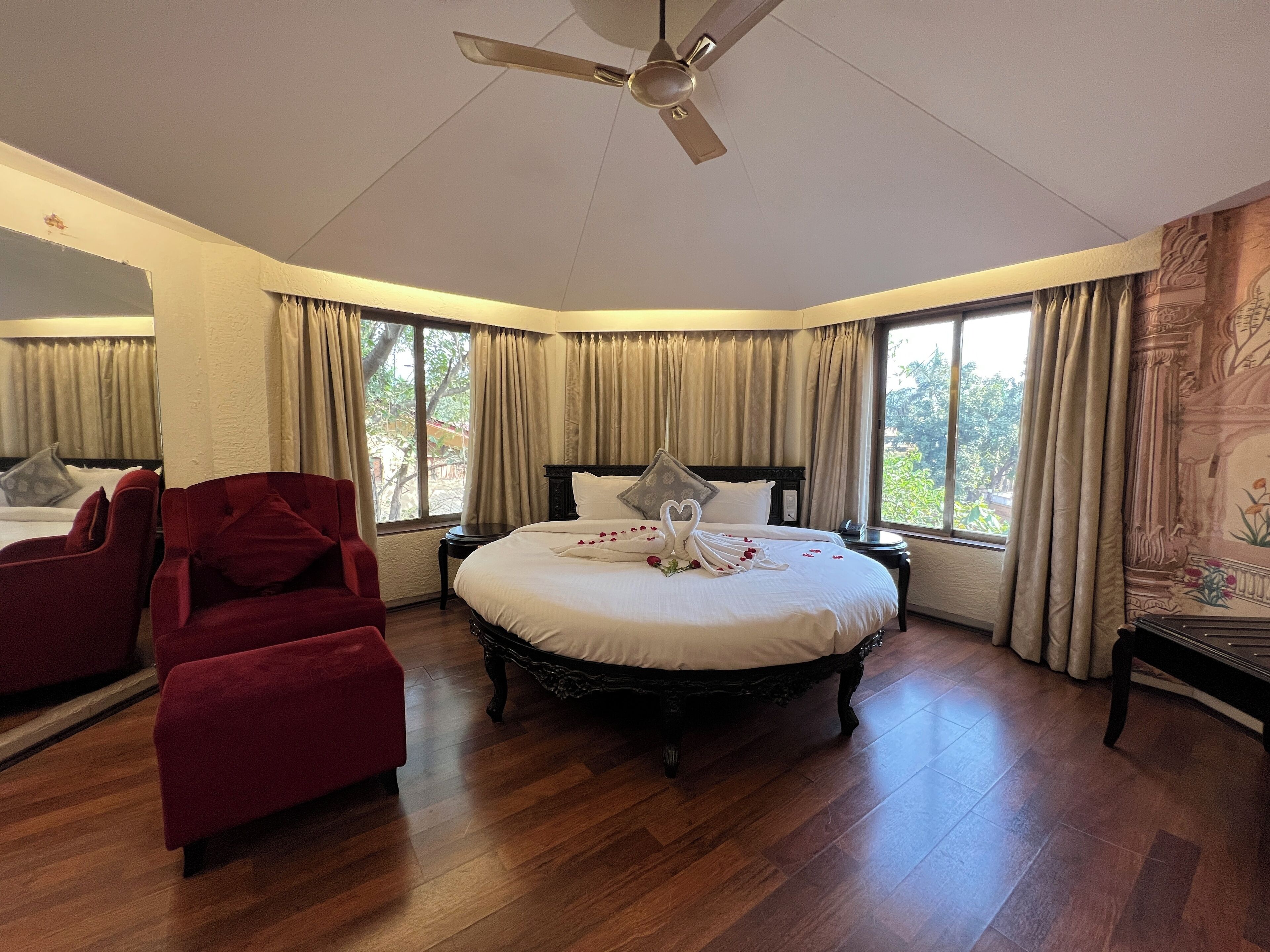 Royal-Studiosuite | Kostenloses WLAN, Bettwäsche